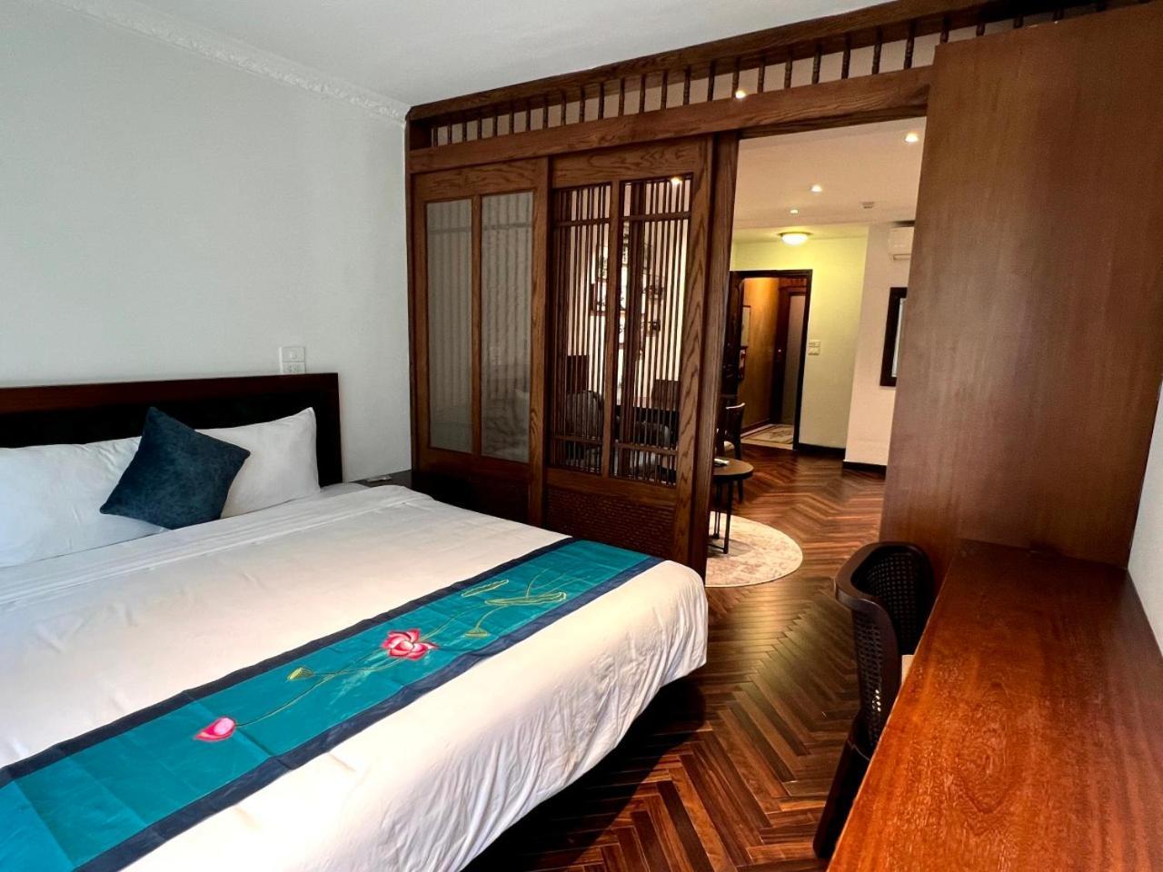 Fusion Links Apartments Hanoi Buitenkant foto